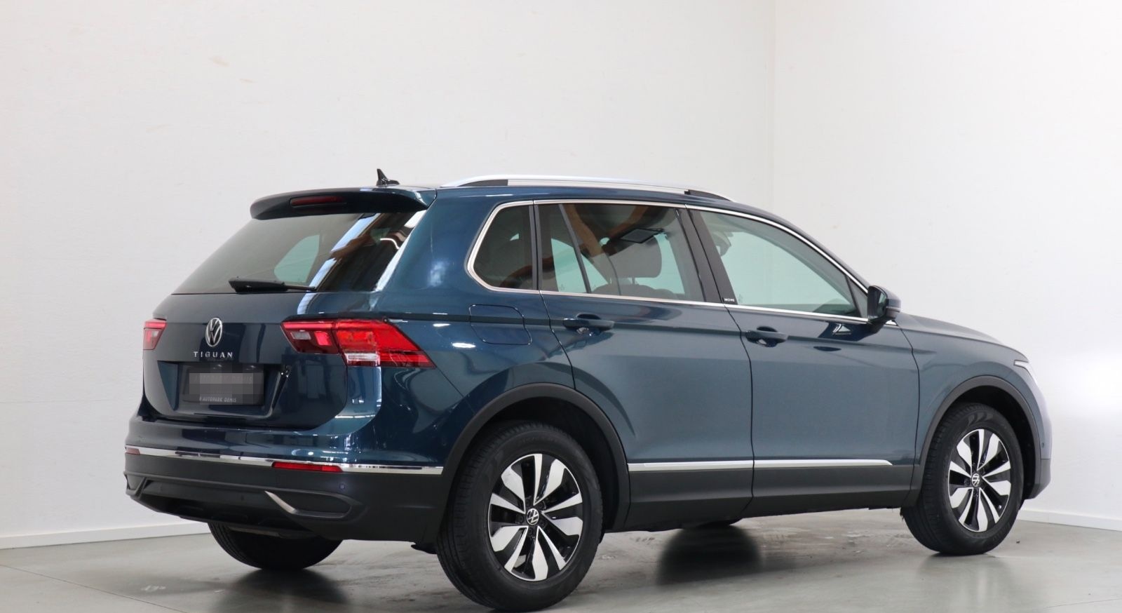 Volkswagen Tiguan Move/IQ.DRIVE/KAM/AMBIENTE/SHZ+HINTEN/ACC foto 7