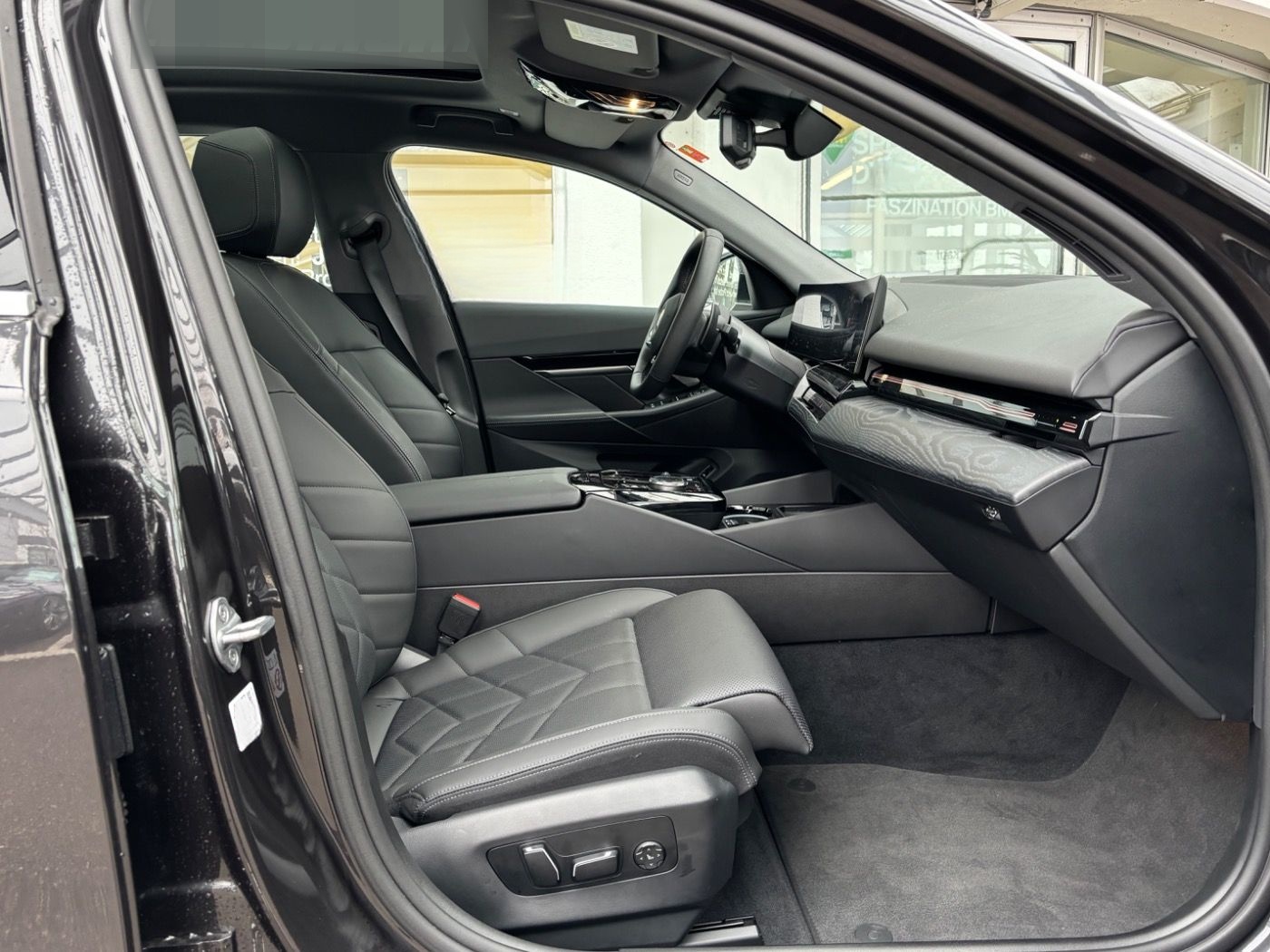 BMW 520d Lim. DA-PROF/HUD/Panorama GARANTIE-07/2029 foto 20