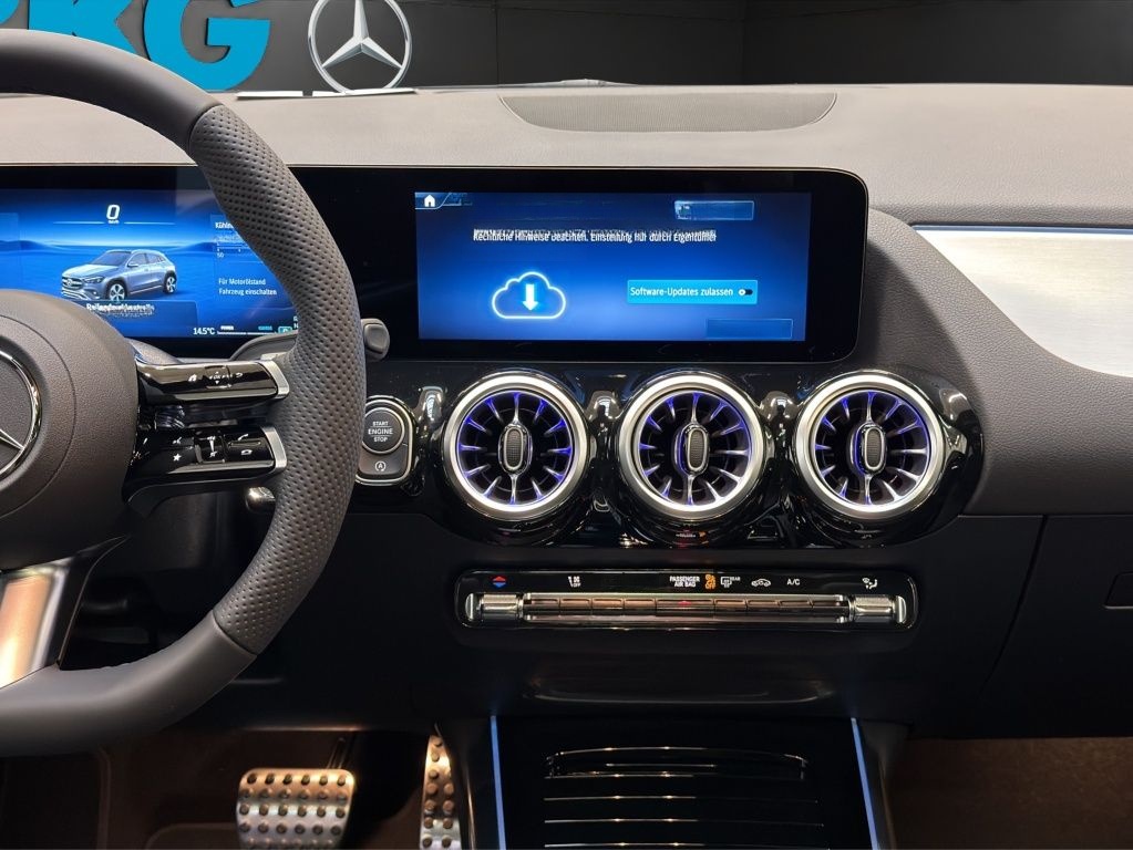 Mercedes-Benz GLA 200 AMG NIGHT PANORAMA SPURASSIST KAMERA PDC foto 9