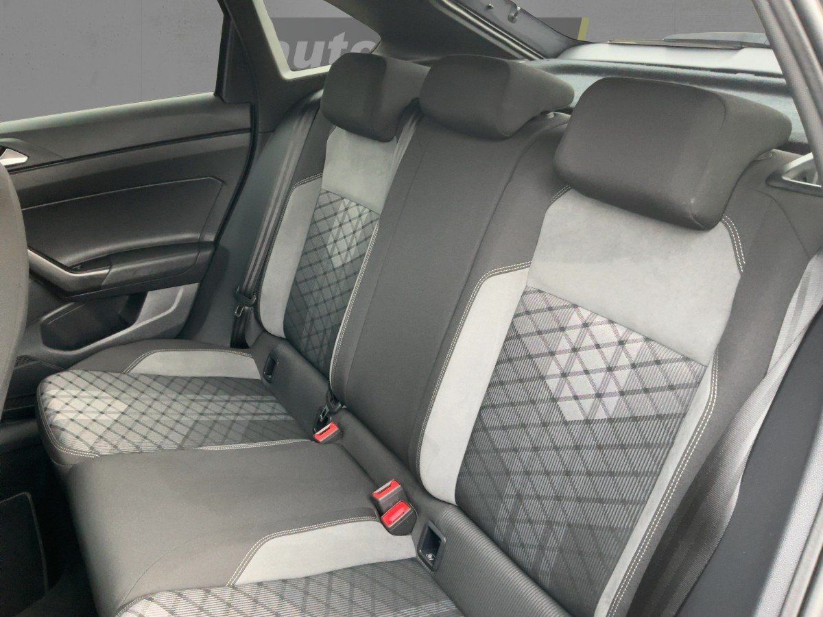 Volkswagen Taigo 1.0 TSI R-Line ACC,AUTOM.,LED,Navi,SHZ,PDC foto 8