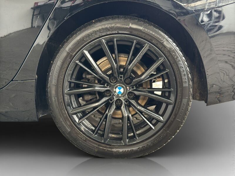 BMW 318i Limousine Navi.LED.PDCvo+hi.SHZ.DAB.SportLR foto 11