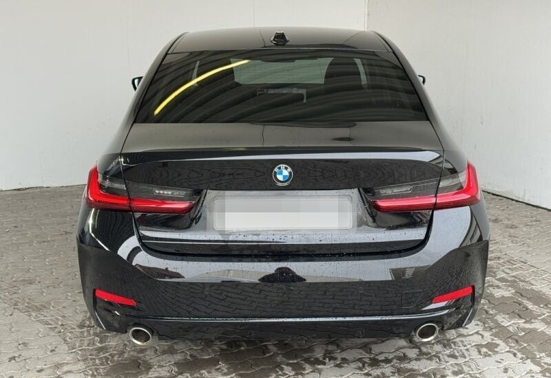 BMW 318i Limousine Navi.LED.PDCvo+hi.SHZ.DAB.SportLR foto 4