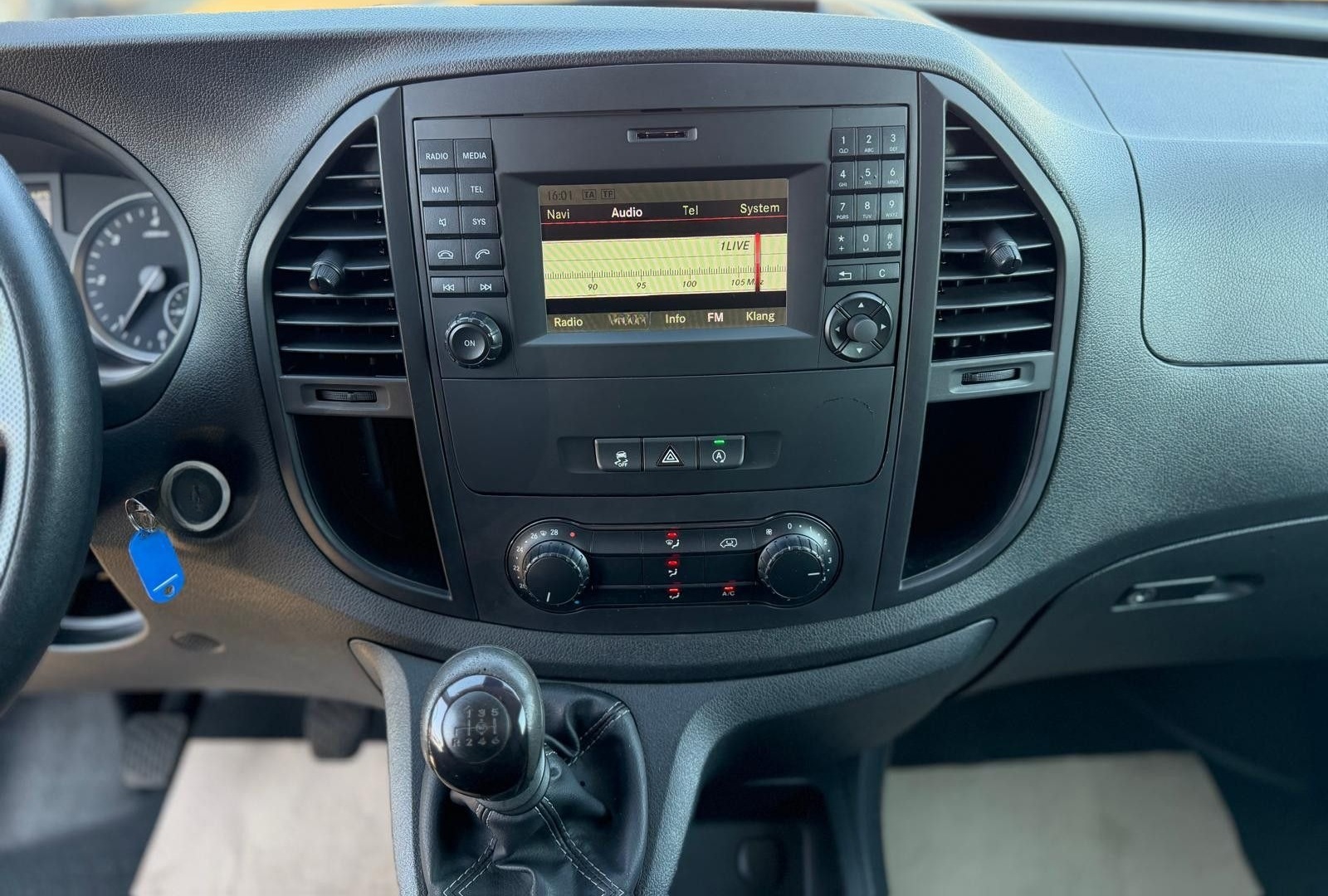 Mercedes-Benz Vito 116 BT Kasten extralang WÜRTH NAVI RFK KLIM foto 8
