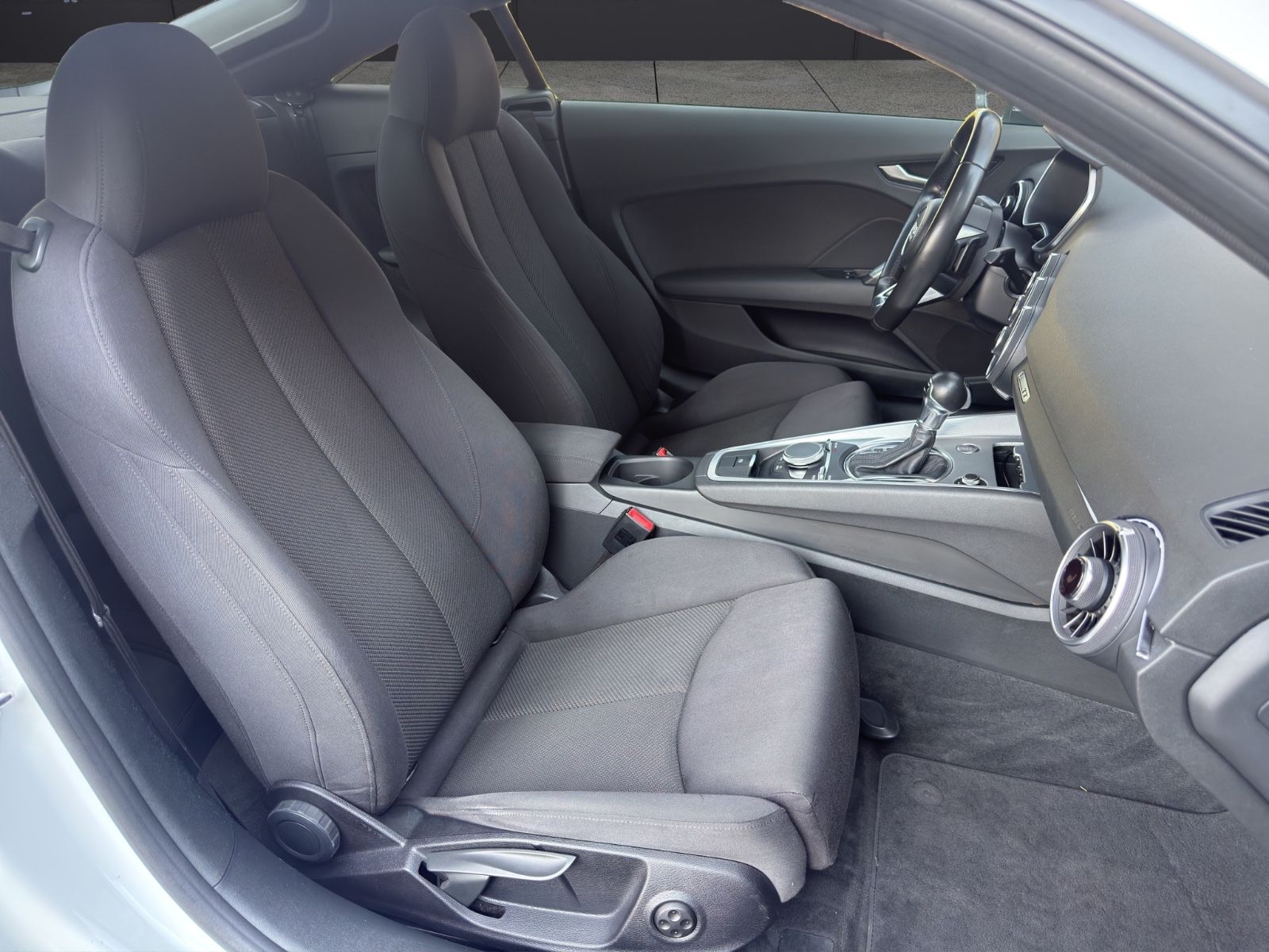 Audi TT Coupe 2.0 TFSI  S-Tronic foto 15