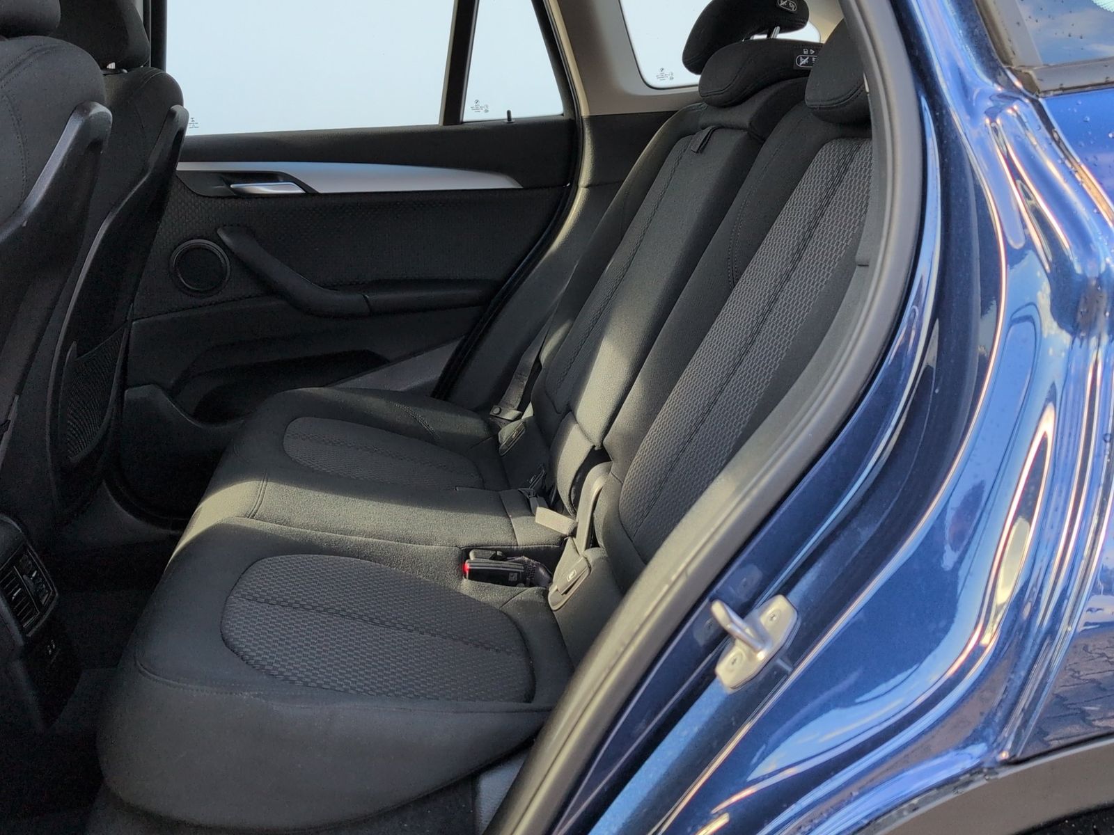 BMW X1 xDrive25e AHK + RFK+ PDC+DAB+NAVI+ foto 8