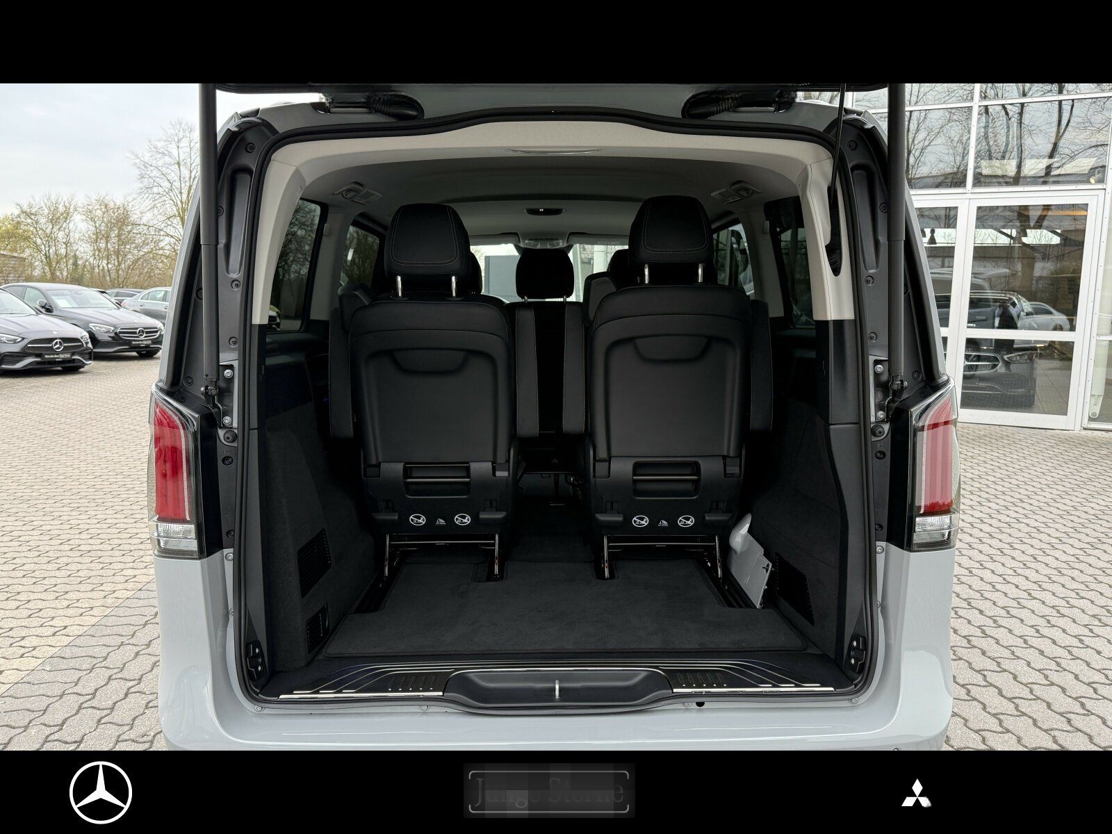Mercedes-Benz V 250 d AVANTGARDE Lang AHK+360°+EL. TÜR+7-SITZ foto 10