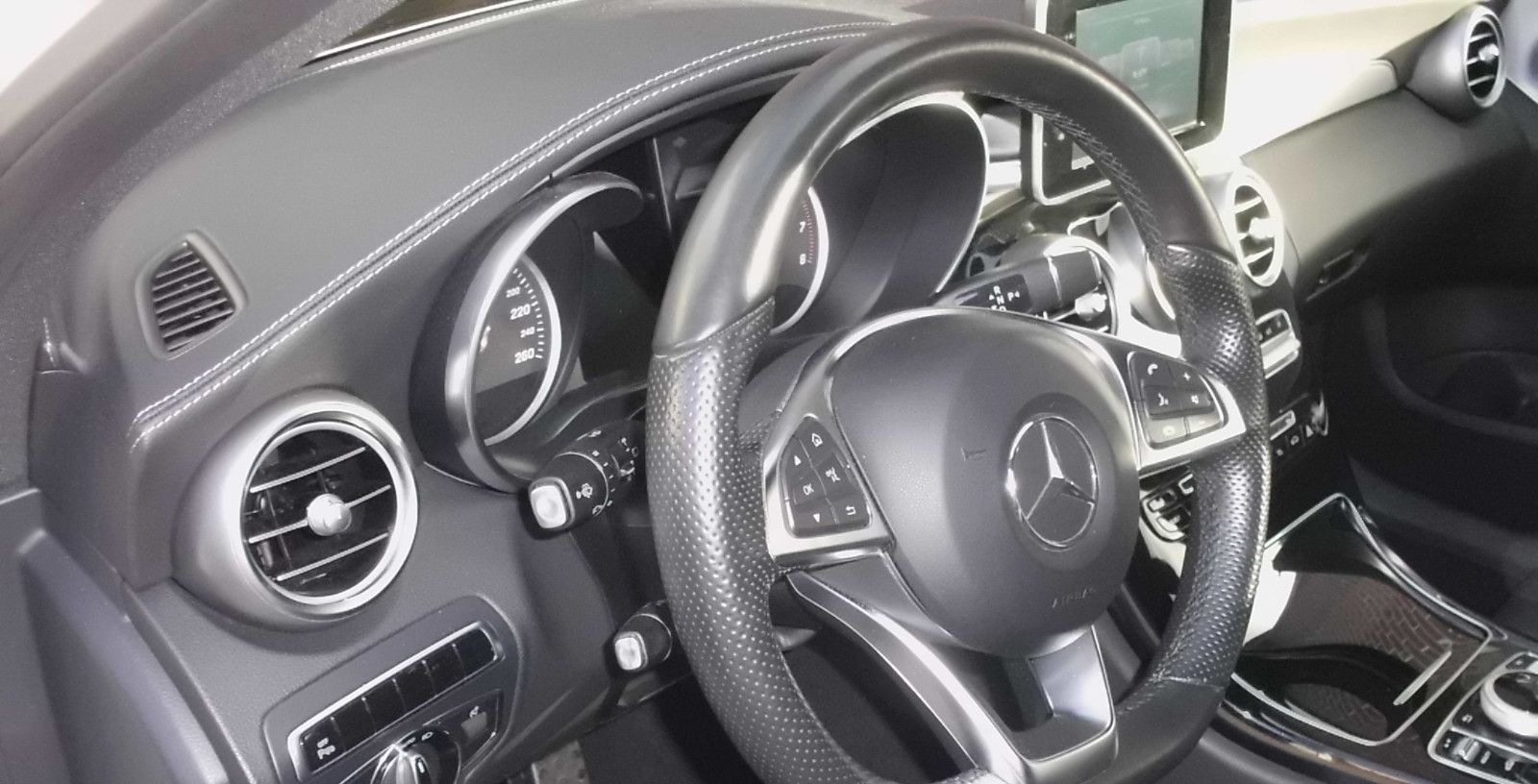 Mercedes-Benz C 180 T AMG Line 1Hd TÜV Neu Top Zustand foto 7