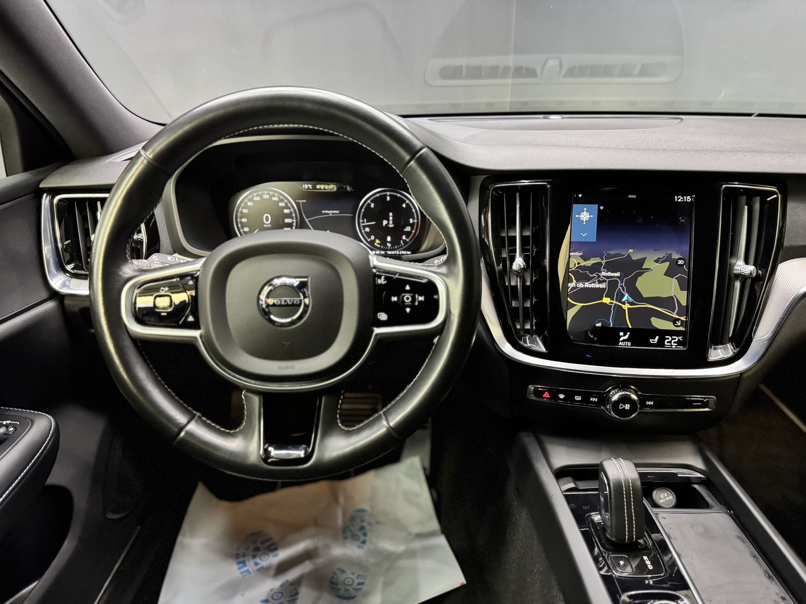 Volvo V60 R Design*3JGarantie*AppleCarPlay*360Grad* foto 10