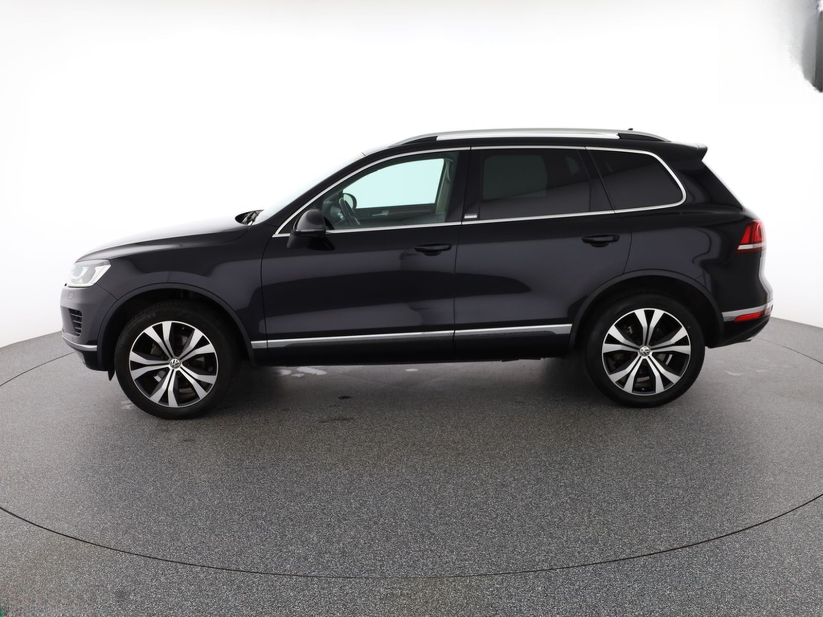 Volkswagen Touareg 3.0 TDI 4M EXECUTIVE SITZKLIMA,AHK,20Z foto 2