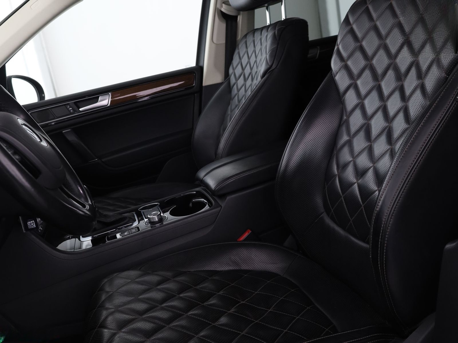 Volkswagen Touareg 3.0 TDI 4M EXECUTIVE SITZKLIMA,AHK,20Z foto 10