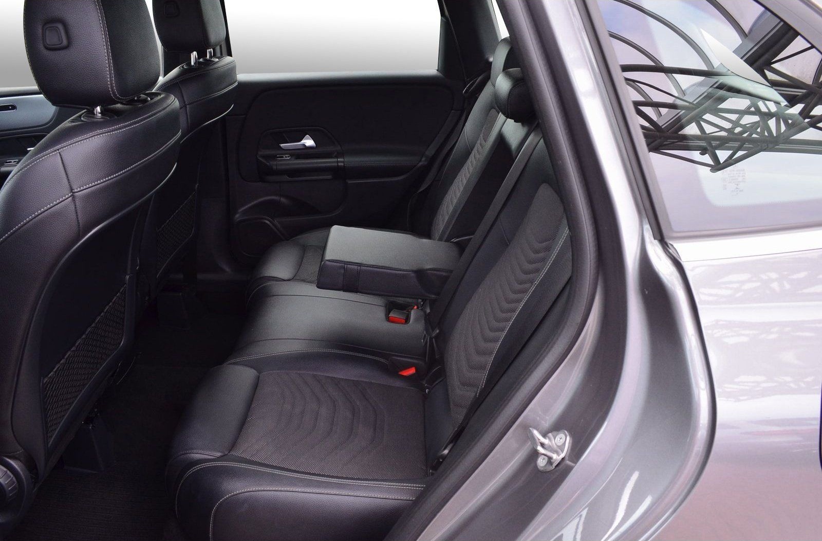 Mercedes-Benz B 180 d STYLE NAVI PREMIUM BUSINESS LED KAMERA foto 9