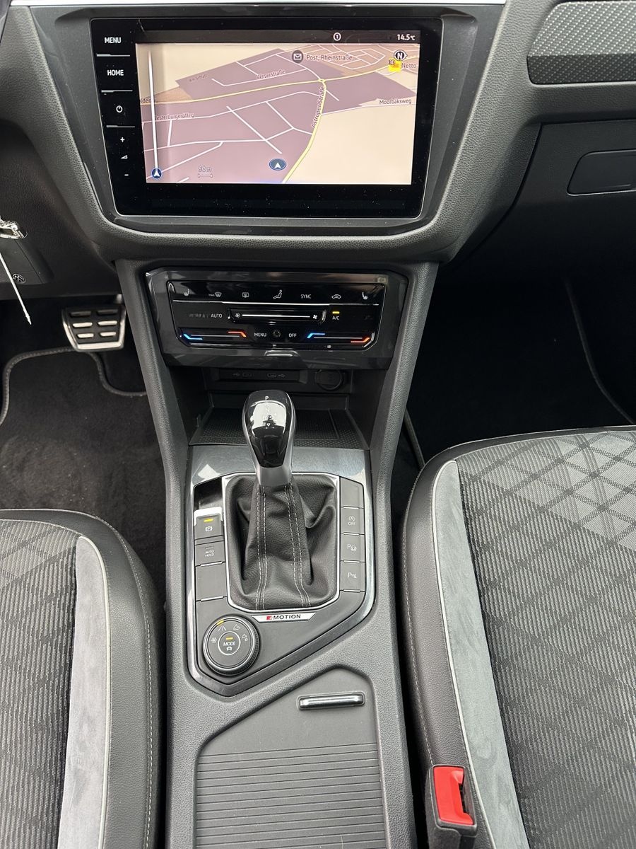 Volkswagen Tiguan Allspace R-Line 4M NAV+LED+HEAD-UP+AHK+VC foto 12