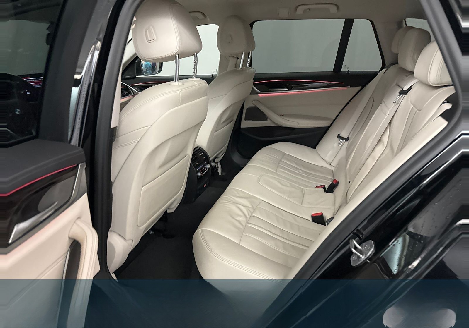 BMW 520 Luxury Line 520d xDrive Touring Aut. foto 6