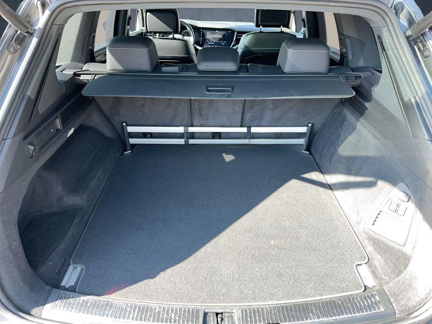 Volkswagen Touareg R-Line 3.0 TDI 4Motion ACC MATRIX NAVI foto 14