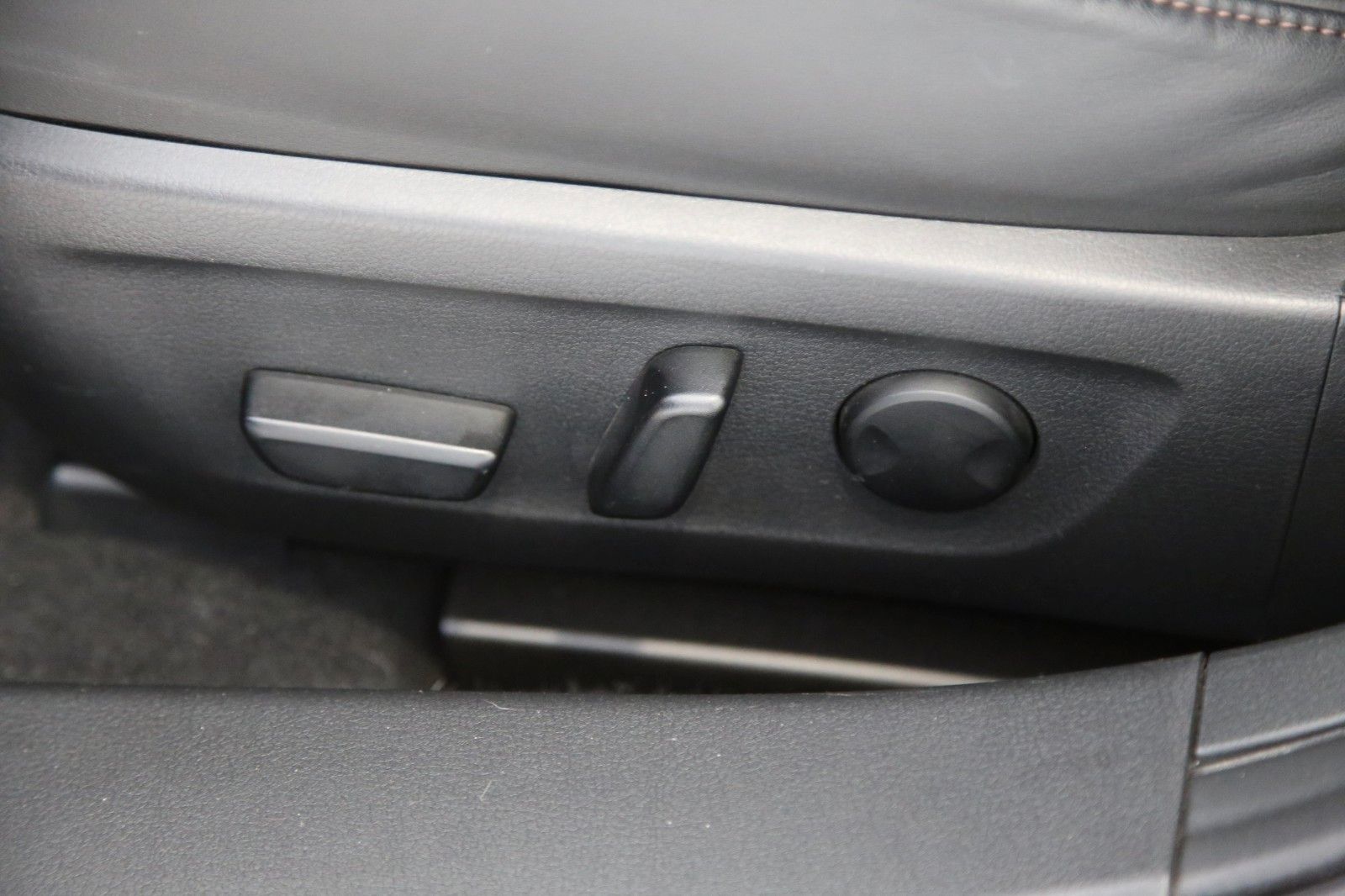 Mazda 3 Lim 5-trg Selection Bose Memory-Sitz 360 Grad foto 13