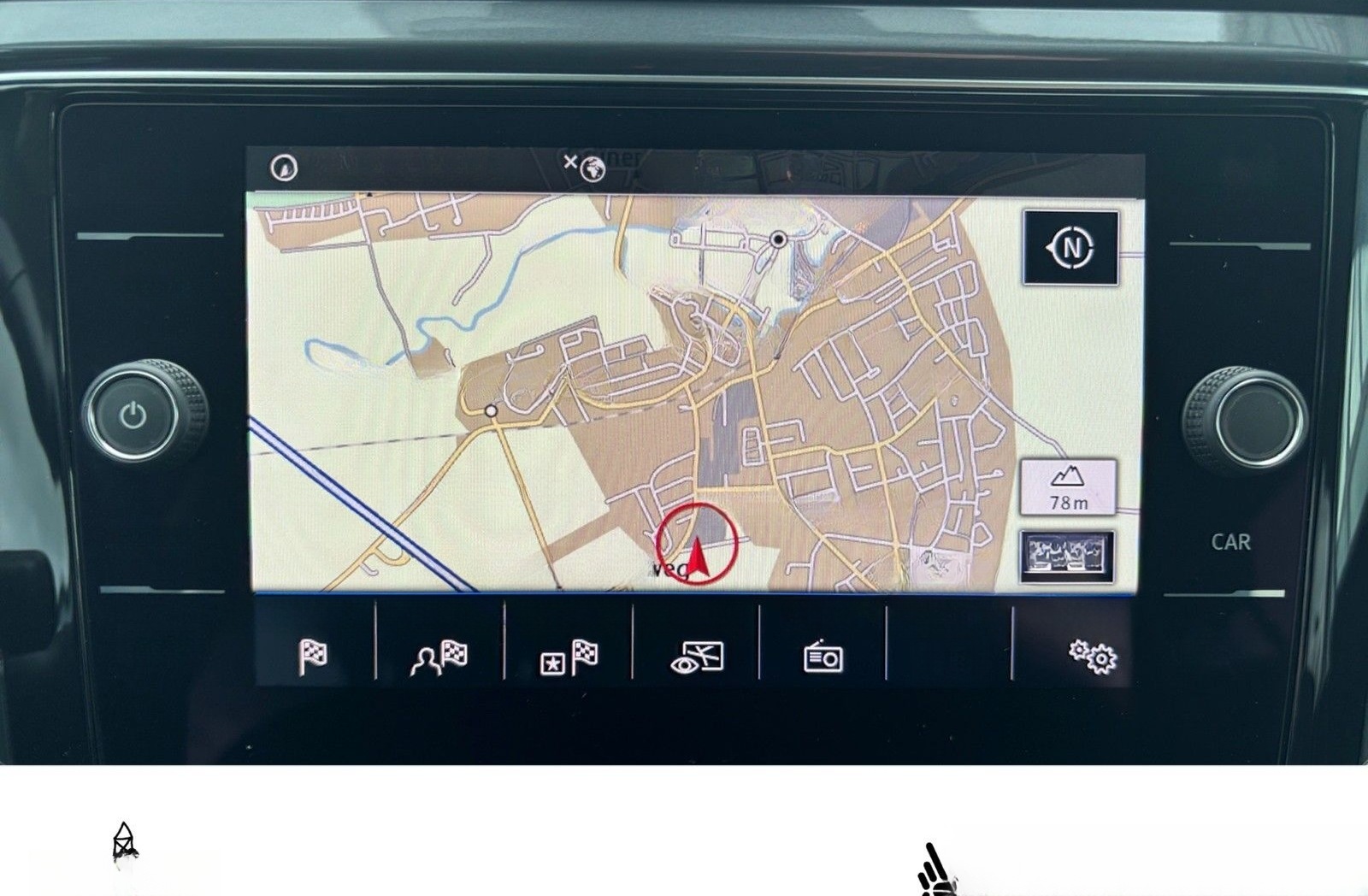 Volkswagen T-Roc Style 1.5 l TSI NAVI+KLIMA+CAM foto 11