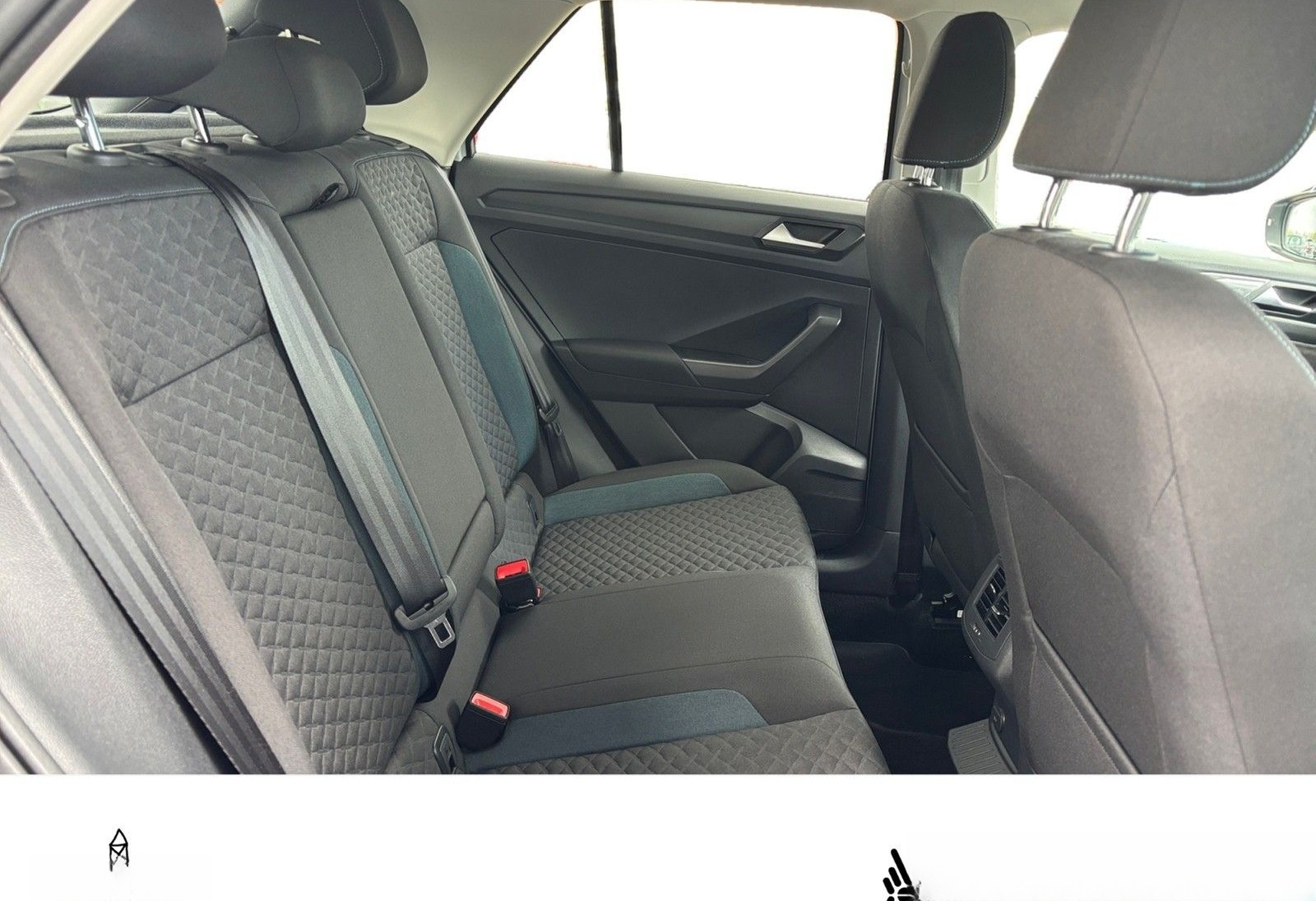 Volkswagen T-Roc Style 1.5 l TSI NAVI+KLIMA+CAM foto 15