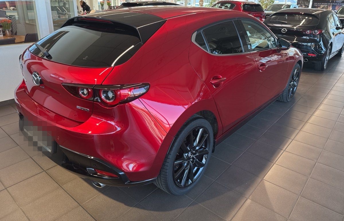 Mazda 3 SKYACTIV-G 2.0 150PS M Hybrid foto 4