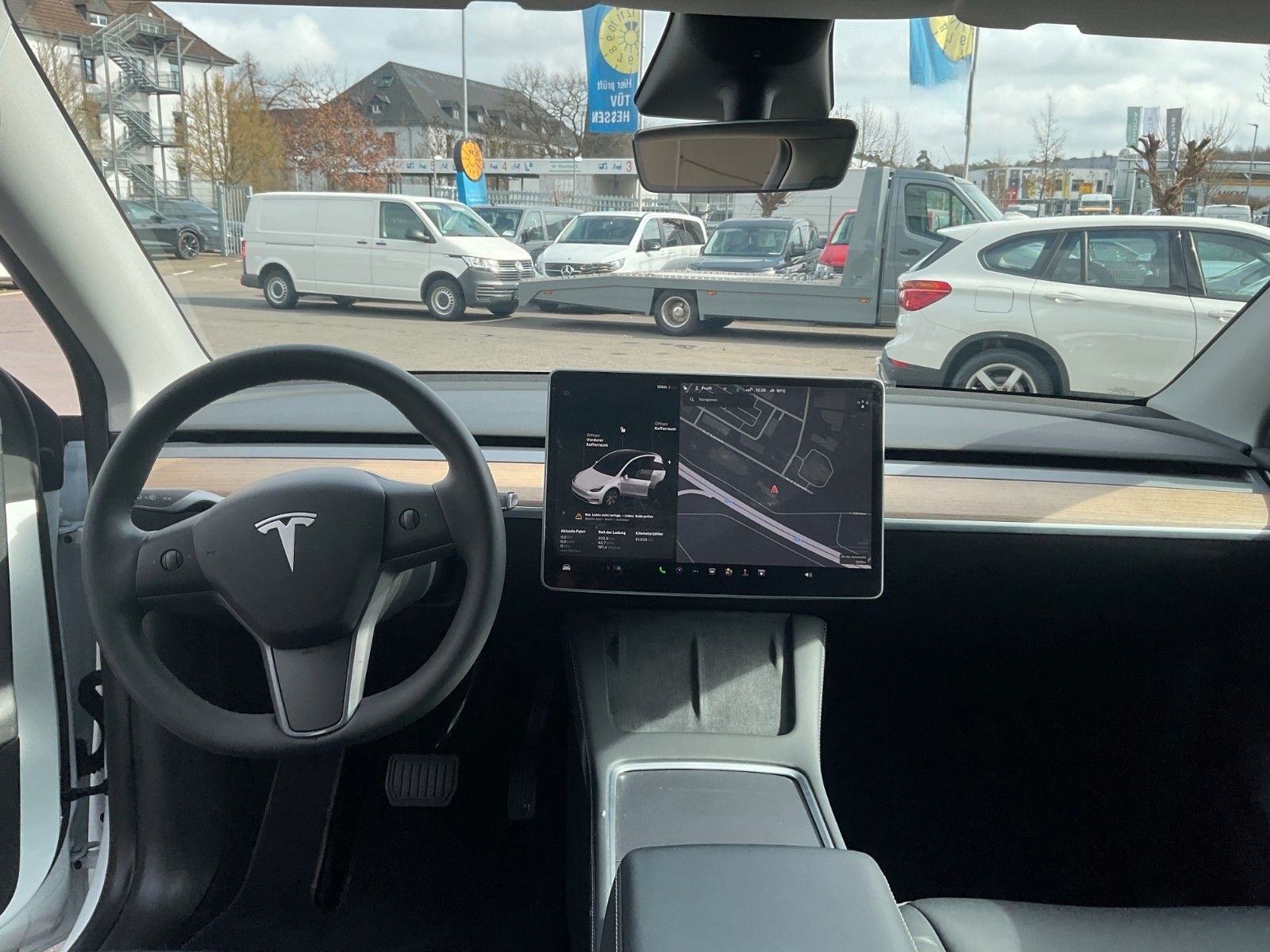 Tesla Model Y RWD PANO Kamera Navi Leder 1.Hand foto 16