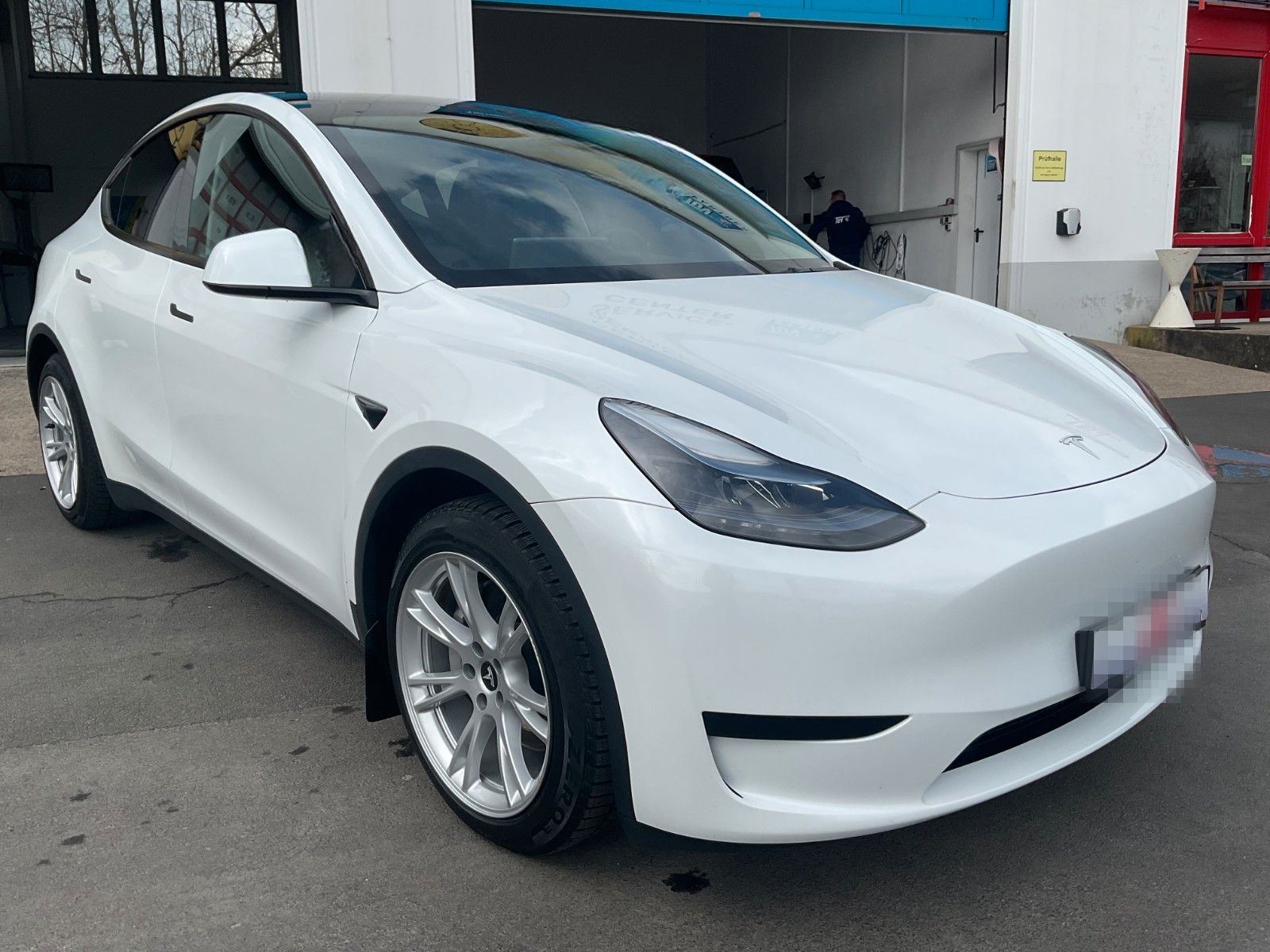 Tesla Model Y RWD PANO Kamera Navi Leder 1.Hand foto 3