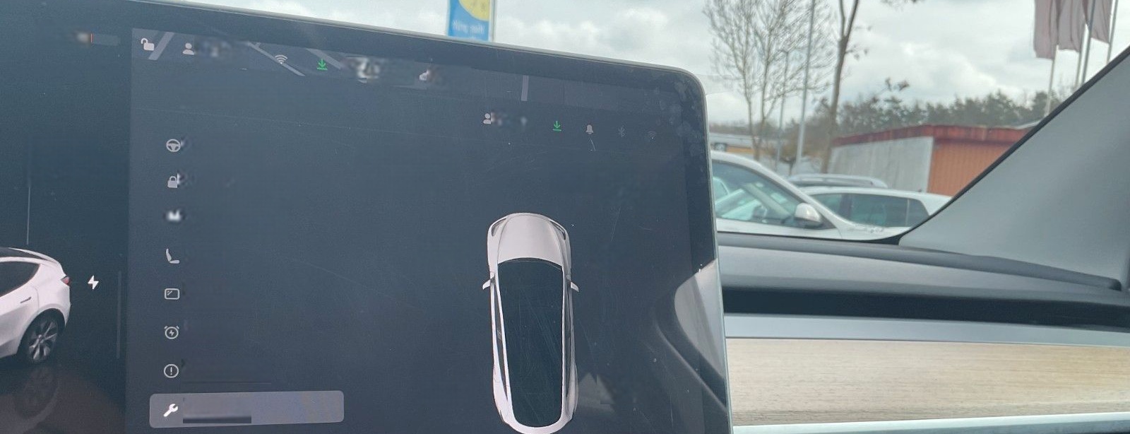 Tesla Model Y RWD PANO Kamera Navi Leder 1.Hand foto 23
