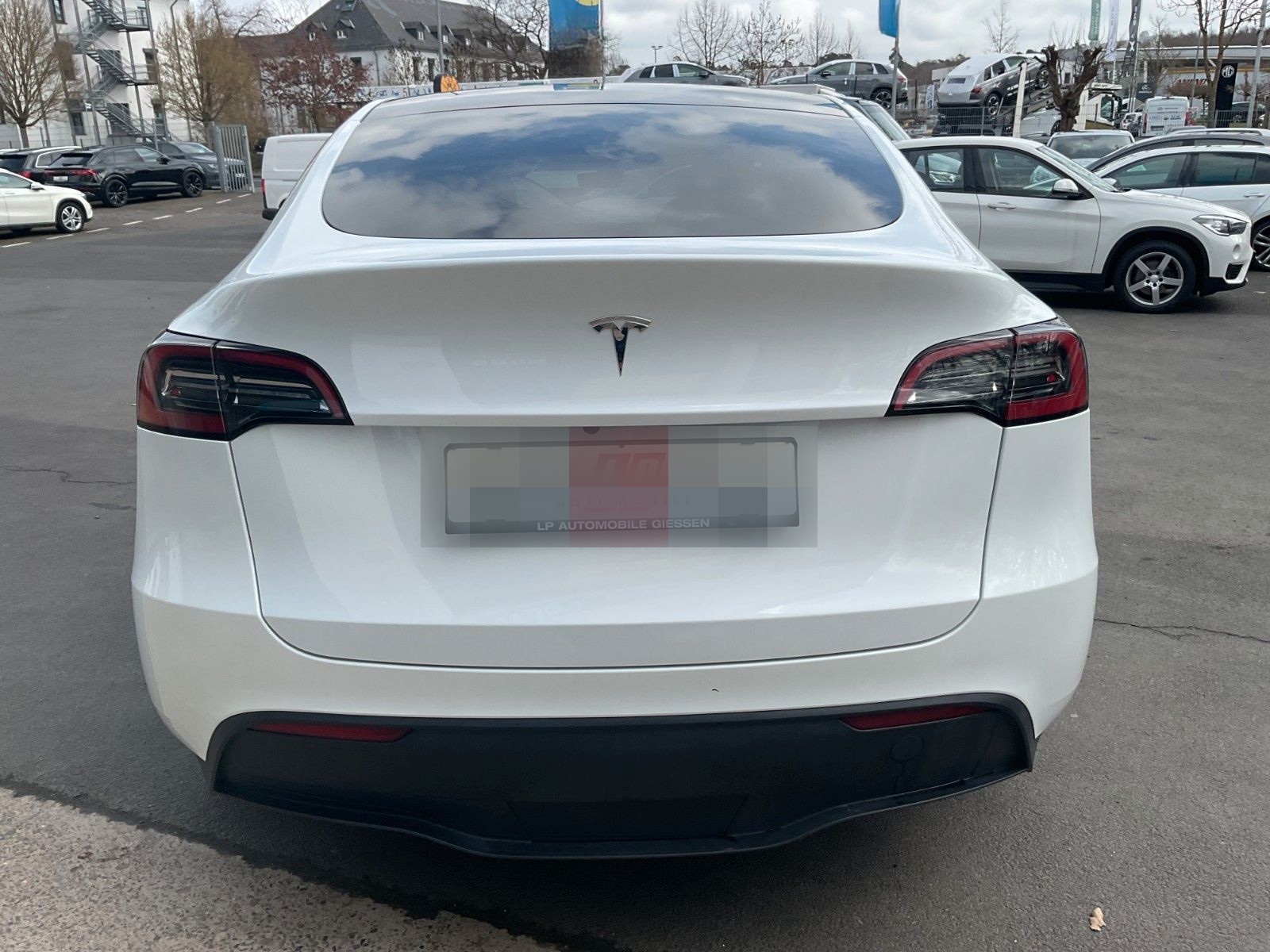 Tesla Model Y RWD PANO Kamera Navi Leder 1.Hand foto 6