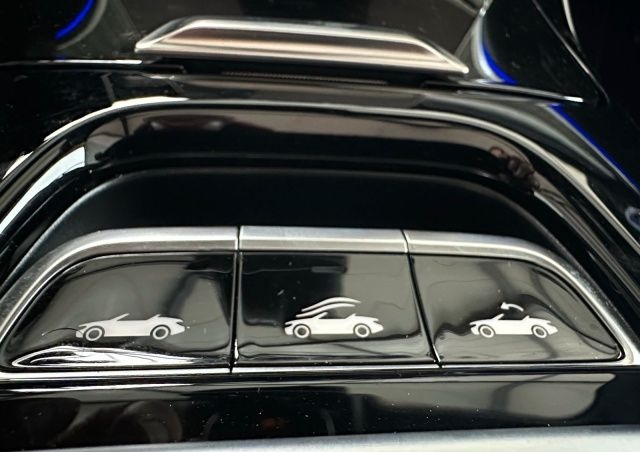 Mercedes-Benz CLE 220 d Cabriolet AMG AHK+360°KAMERA+MEMORYBC foto 18