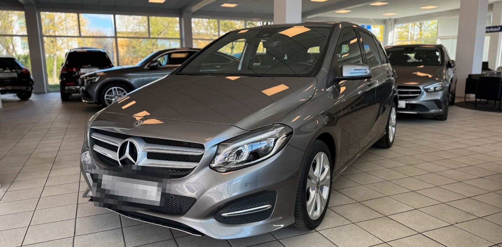 Mercedes-Benz B 220d Progressive 7G-DCT PTS SHZ LED IHC Navi foto 3