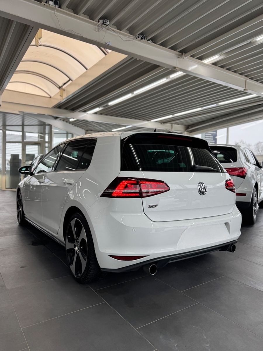 Volkswagen Golf VII 2.0 GTI Performance BMT*DSG*AHK*S-Dach* foto 6