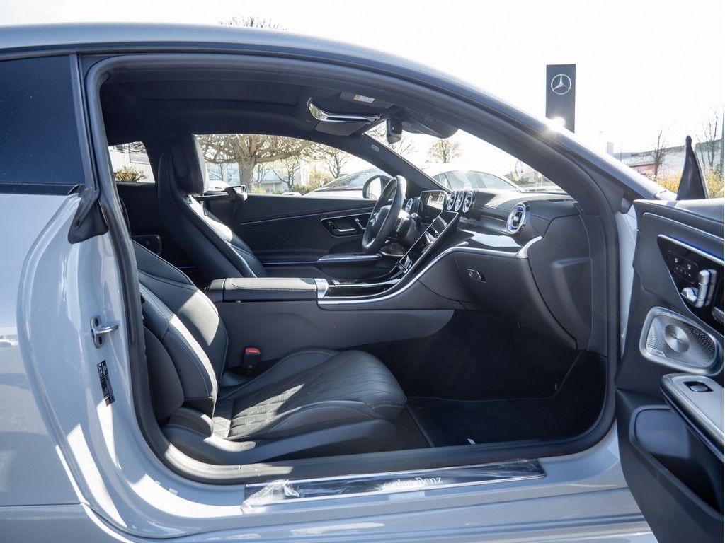 Mercedes-Benz CLE 300 e Coupe AMG Sport Premium+ Distr. LED Pa foto 5