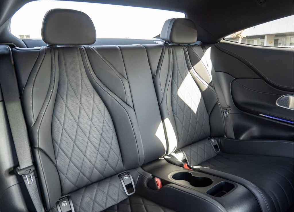 Mercedes-Benz CLE 300 e Coupe AMG Sport Premium+ Distr. LED Pa foto 9