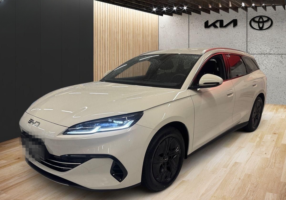 BYD Seal 6 Touring 135 kW 1.5 PHEV DM-i Boost foto 2