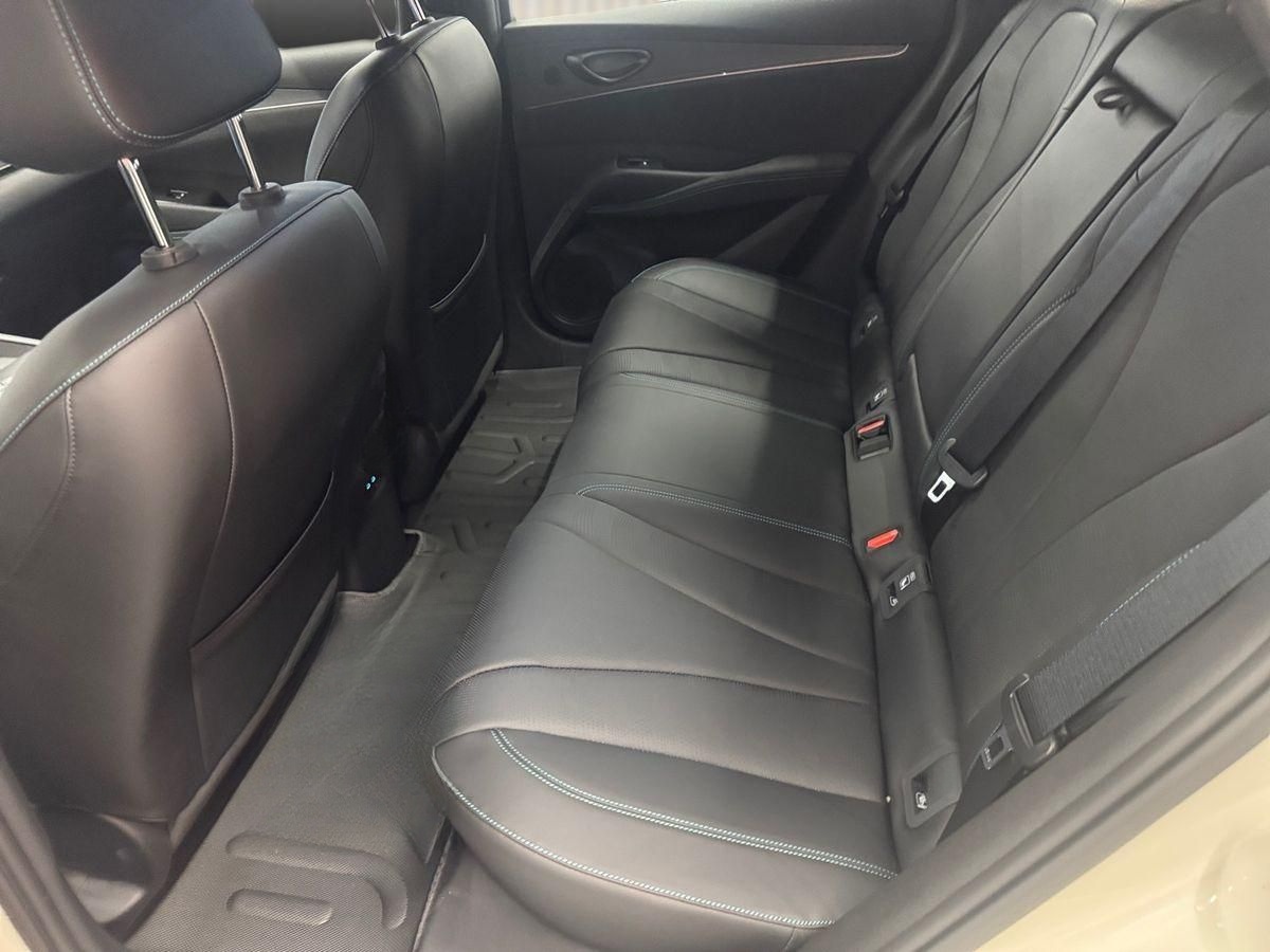 BYD Seal 6 Touring 135 kW 1.5 PHEV DM-i Boost foto 12