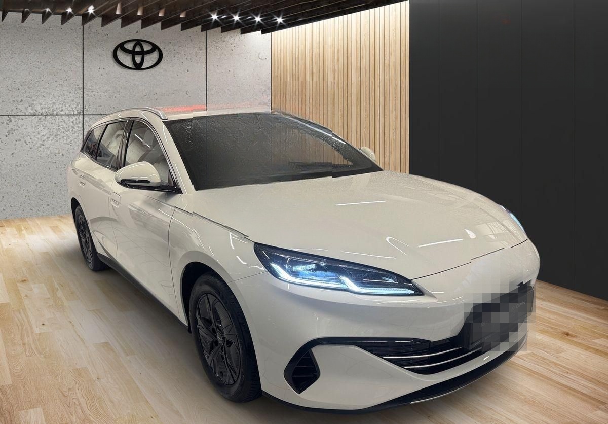 BYD Seal 6 Touring 135 kW 1.5 PHEV DM-i Boost foto 3