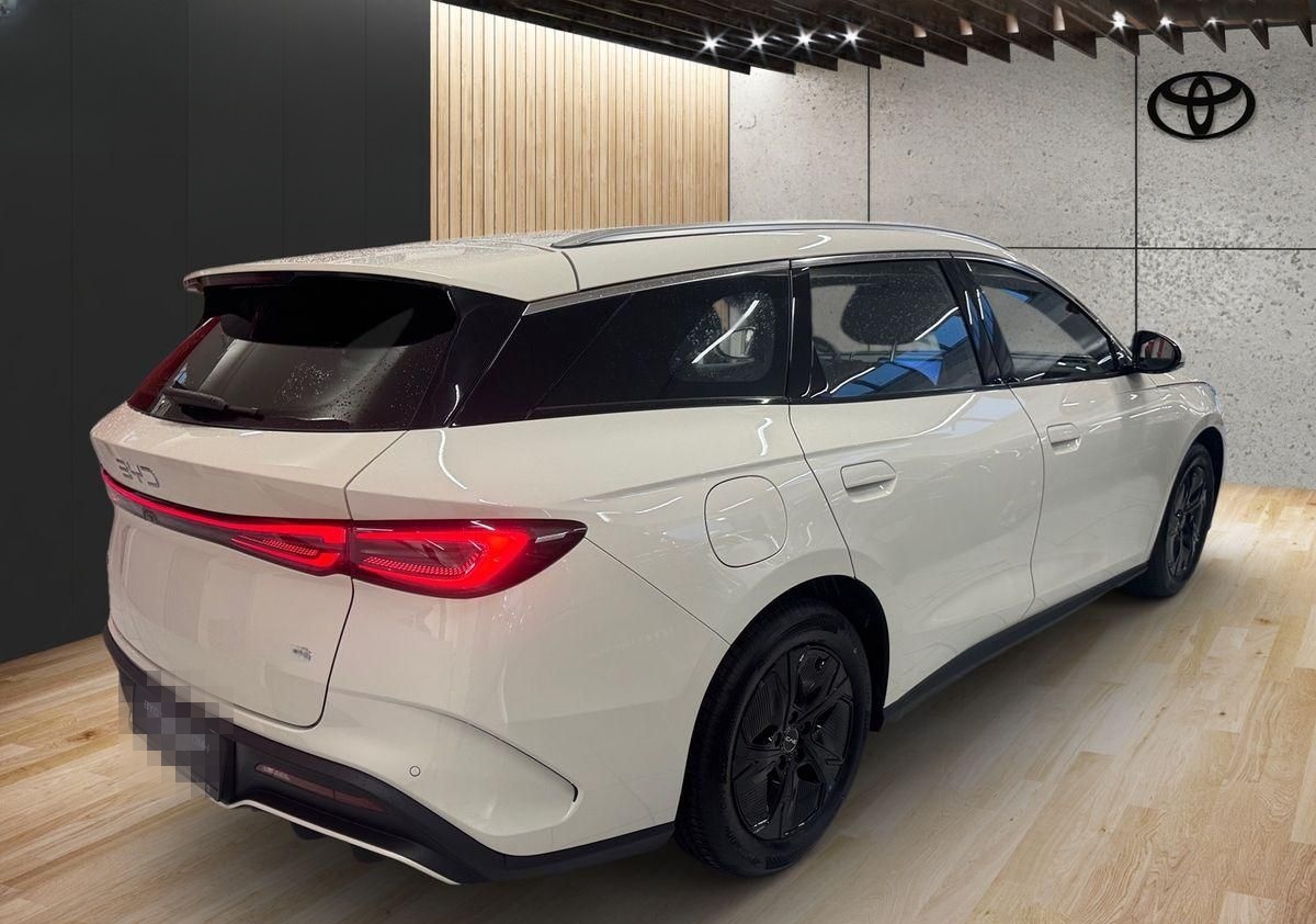 BYD Seal 6 Touring 135 kW 1.5 PHEV DM-i Boost foto 4