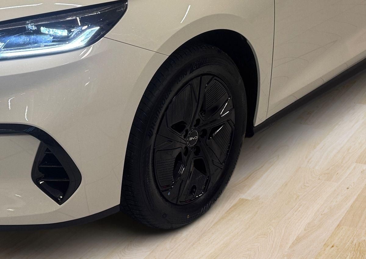 BYD Seal 6 Touring 135 kW 1.5 PHEV DM-i Boost foto 7