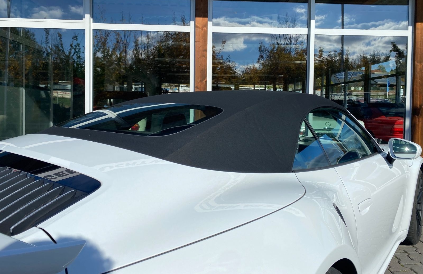 Porsche 911 992 Turbo Cabriolet SportDesign Aero-Kit foto 12