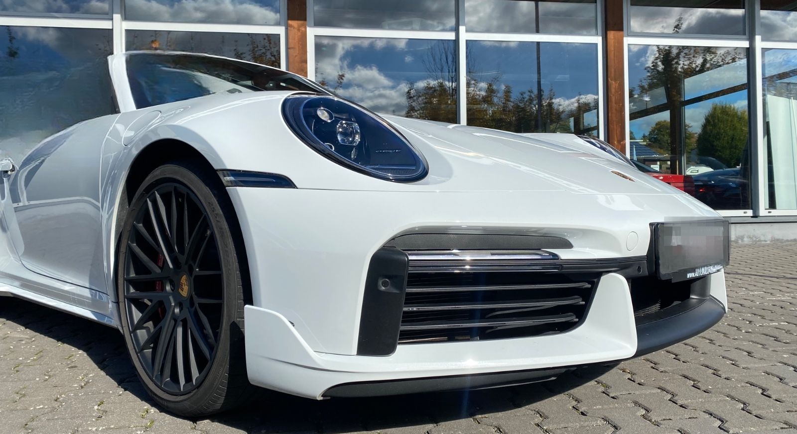 Porsche 911 992 Turbo Cabriolet SportDesign Aero-Kit foto 3