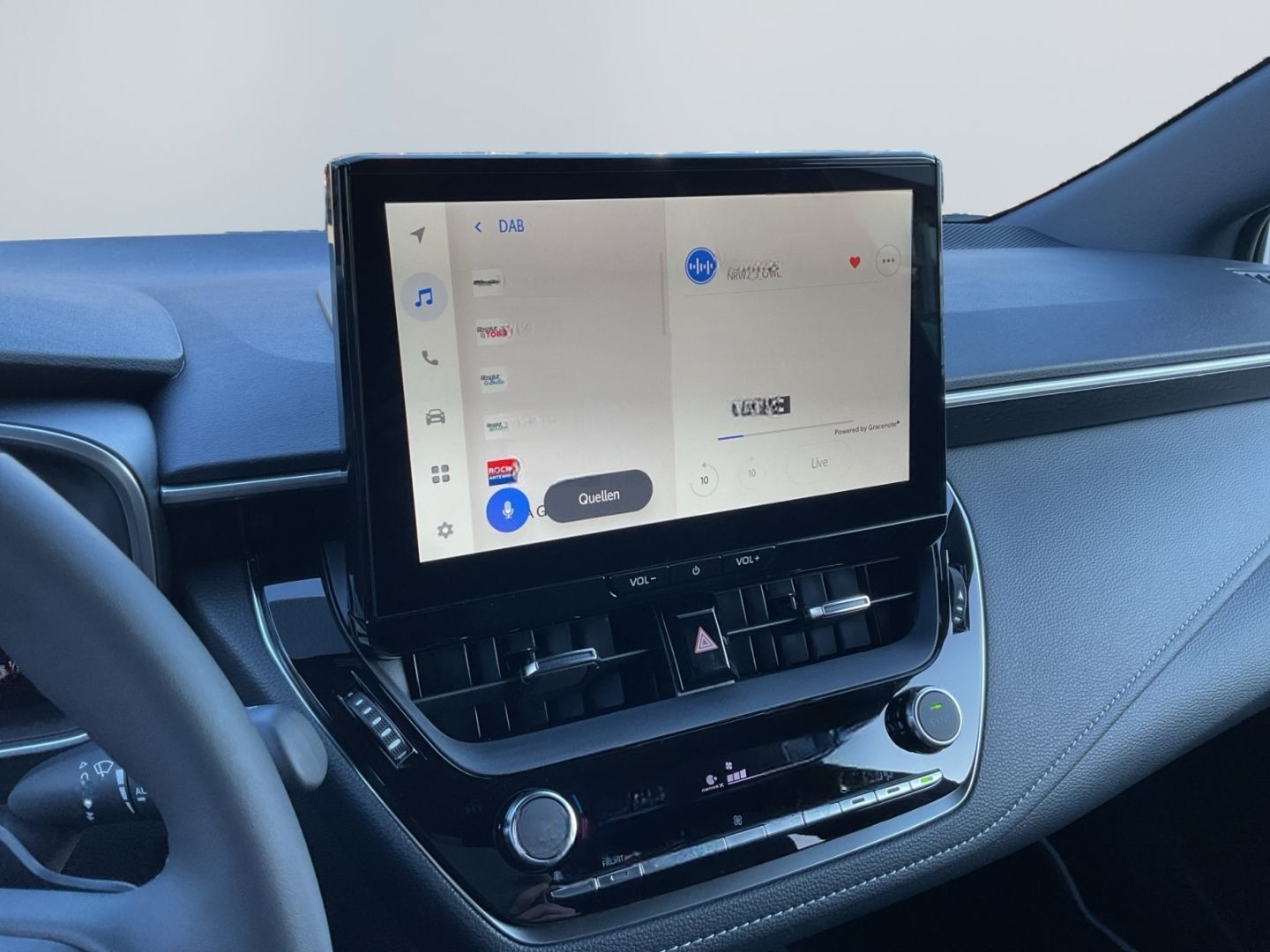 Toyota Corolla Hybrid TS 2,0 l, 196 PS CVT Platinum Wei foto 12