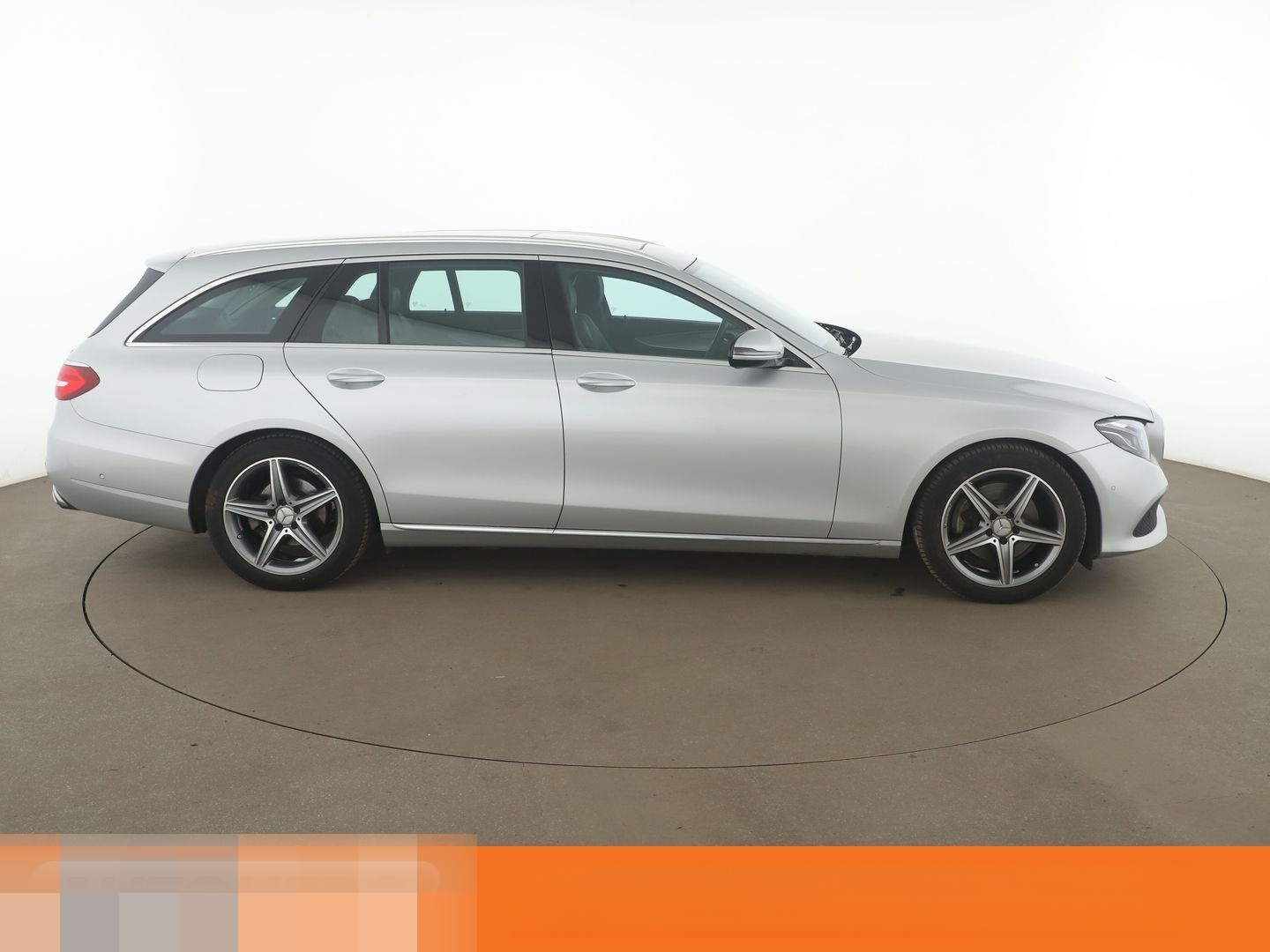 Mercedes-Benz E-Klasse E 220 d T 4Matic Avantgarde Aut.*NAVI* foto 7