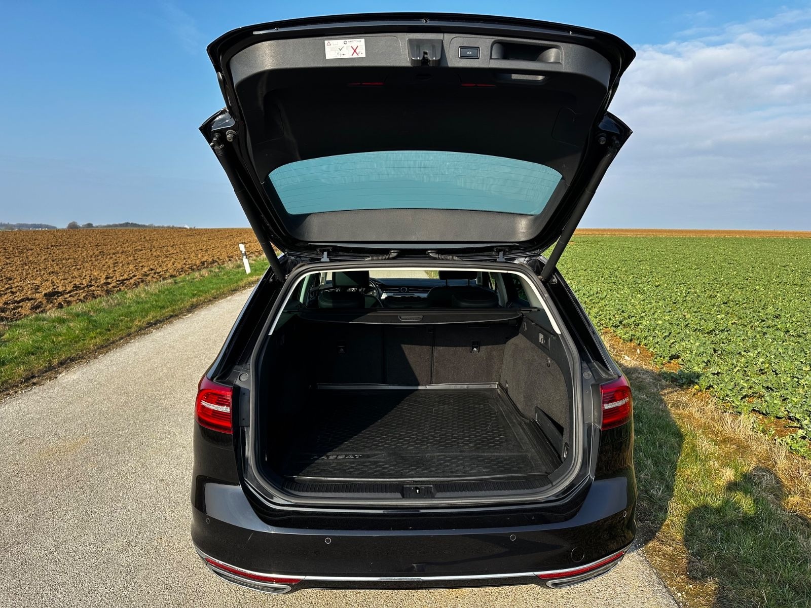 Volkswagen Passat Variant 2.0 TDI SCR 140kW DSG 4M High... foto 9