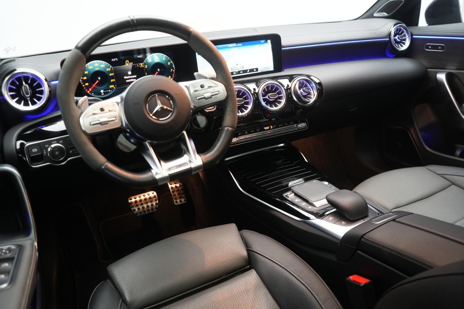 Mercedes-Benz CLA 45 AMG Shooting Brake S 4Matic+ Speedsh 8G-D foto 11