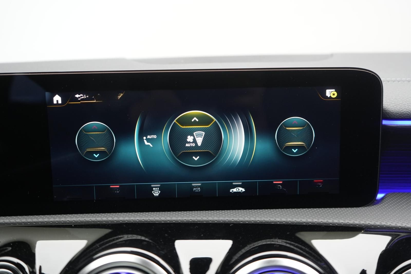 Mercedes-Benz CLA 45 AMG Shooting Brake S 4Matic+ Speedsh 8G-D foto 17