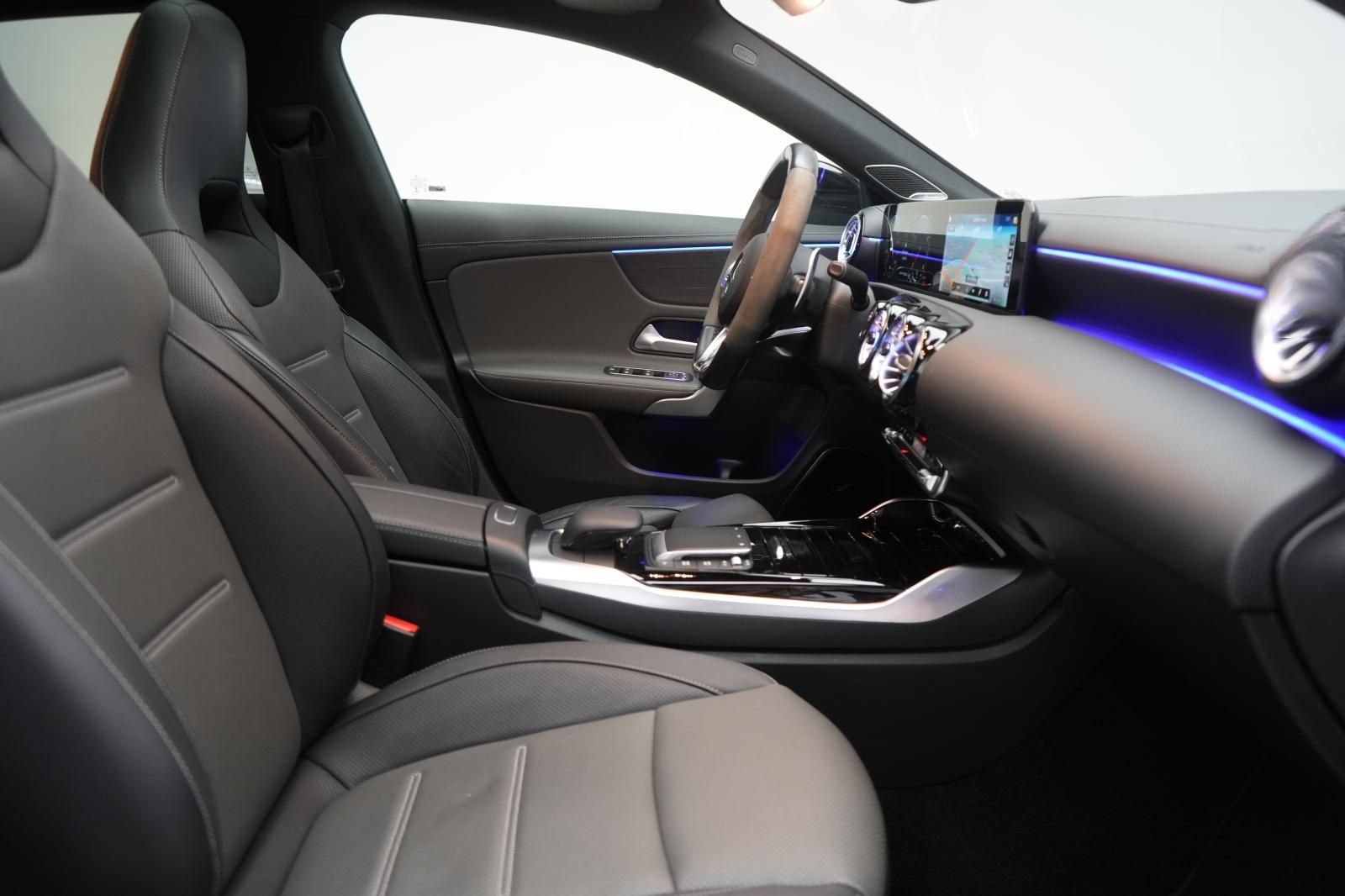 Mercedes-Benz CLA 45 AMG Shooting Brake S 4Matic+ Speedsh 8G-D foto 6