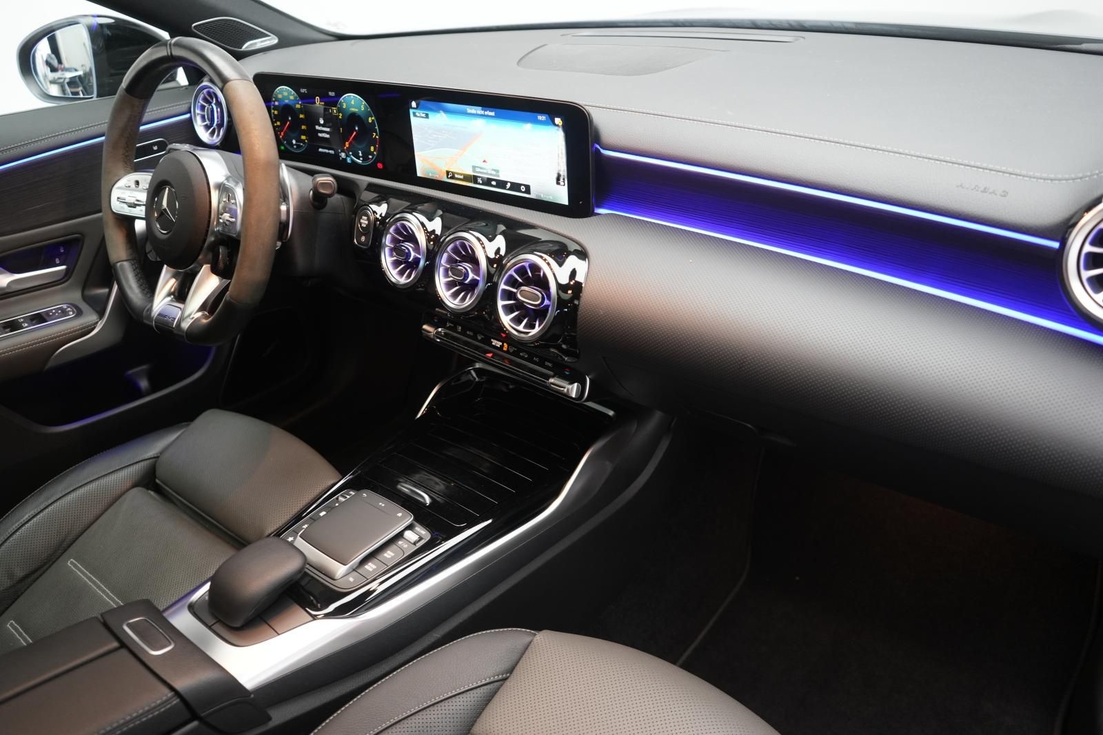 Mercedes-Benz CLA 45 AMG Shooting Brake S 4Matic+ Speedsh 8G-D foto 7