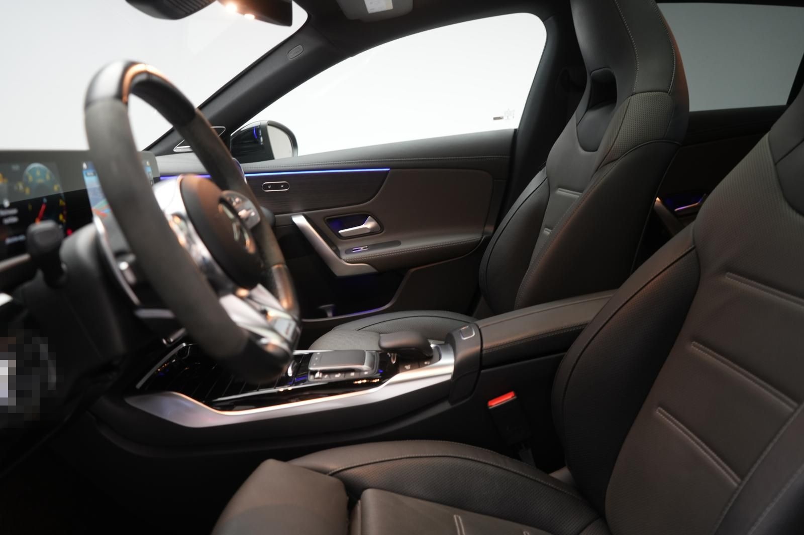 Mercedes-Benz CLA 45 AMG Shooting Brake S 4Matic+ Speedsh 8G-D foto 9