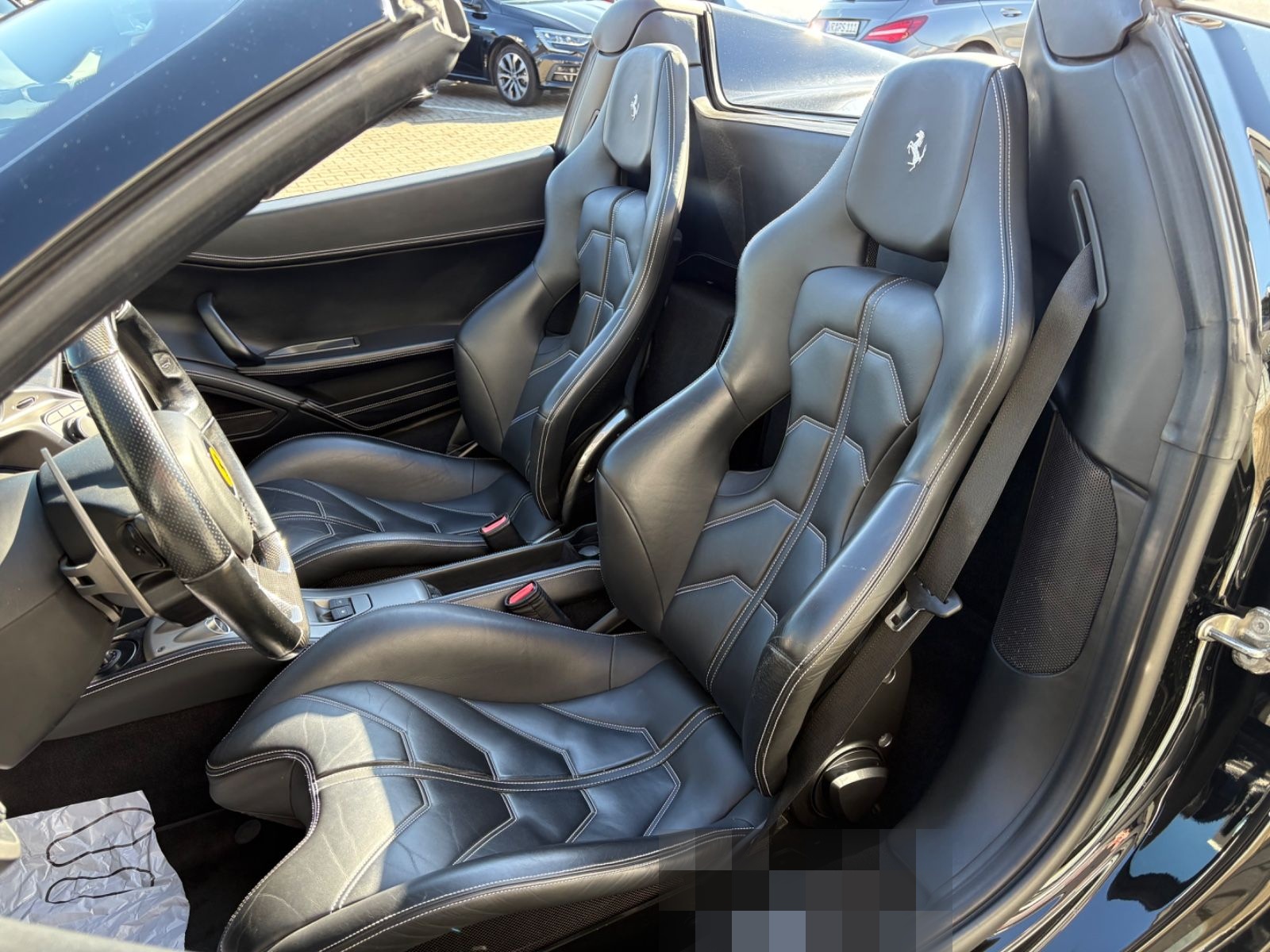 Ferrari 458 Spider Racing Seats LED Lenkrad POWER GARANT foto 11