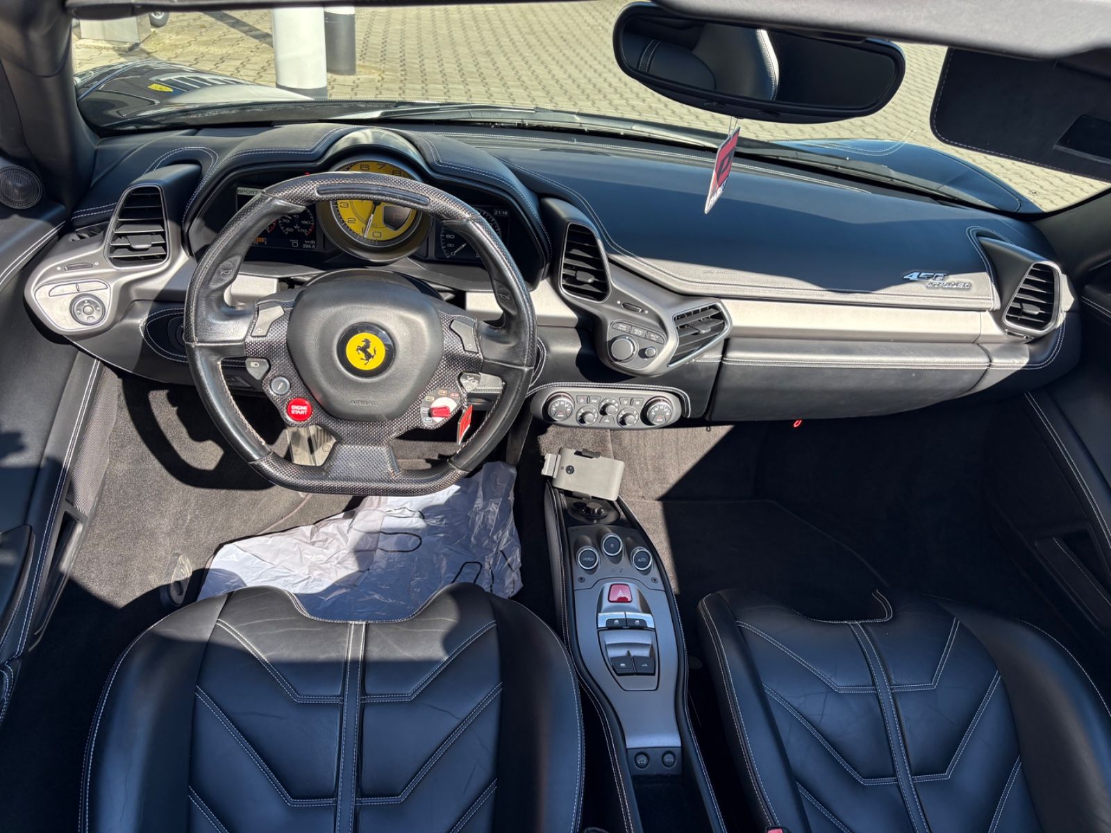 Ferrari 458 Spider Racing Seats LED Lenkrad POWER GARANT foto 13