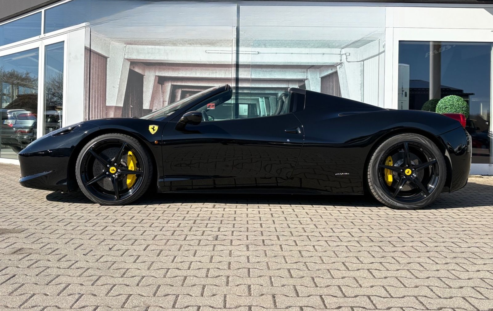 Ferrari 458 Spider Racing Seats LED Lenkrad POWER GARANT foto 6