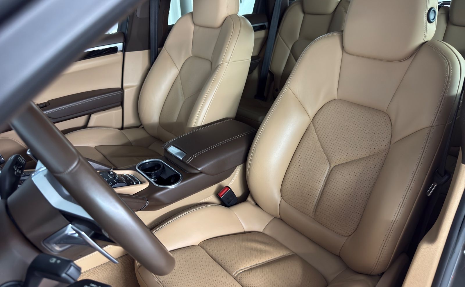Porsche Cayenne S Diesel Pano AHK Bi-Colour Standhz. foto 8